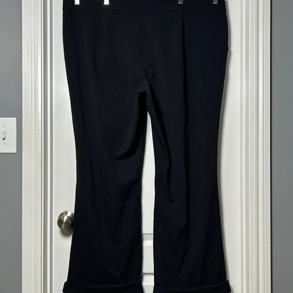 Tahari Arthur S. Levine Black Cuffed Hem Pleated Bootcut Dress Pants Trousers